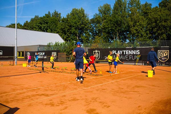 Tennistraining und Padeltraining in Gütersloh